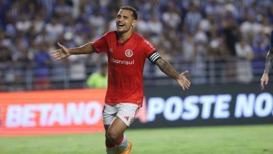 Meia jogou todos as partidas do Inter no ano