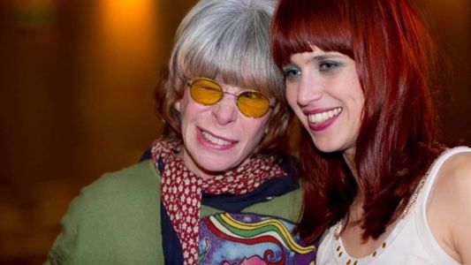 Mel Lisboa já interpretou Rita Lee no teatro e é cotada para voltar ao papel na próxima cinebiografia