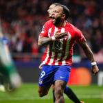 Corinthians assina por dois anos com holandês Depay, crava Neto