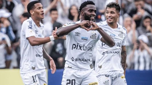 Mendoza marcou duas vezes na goleada santista sobre a Portuguesa, na Vila Belmiro