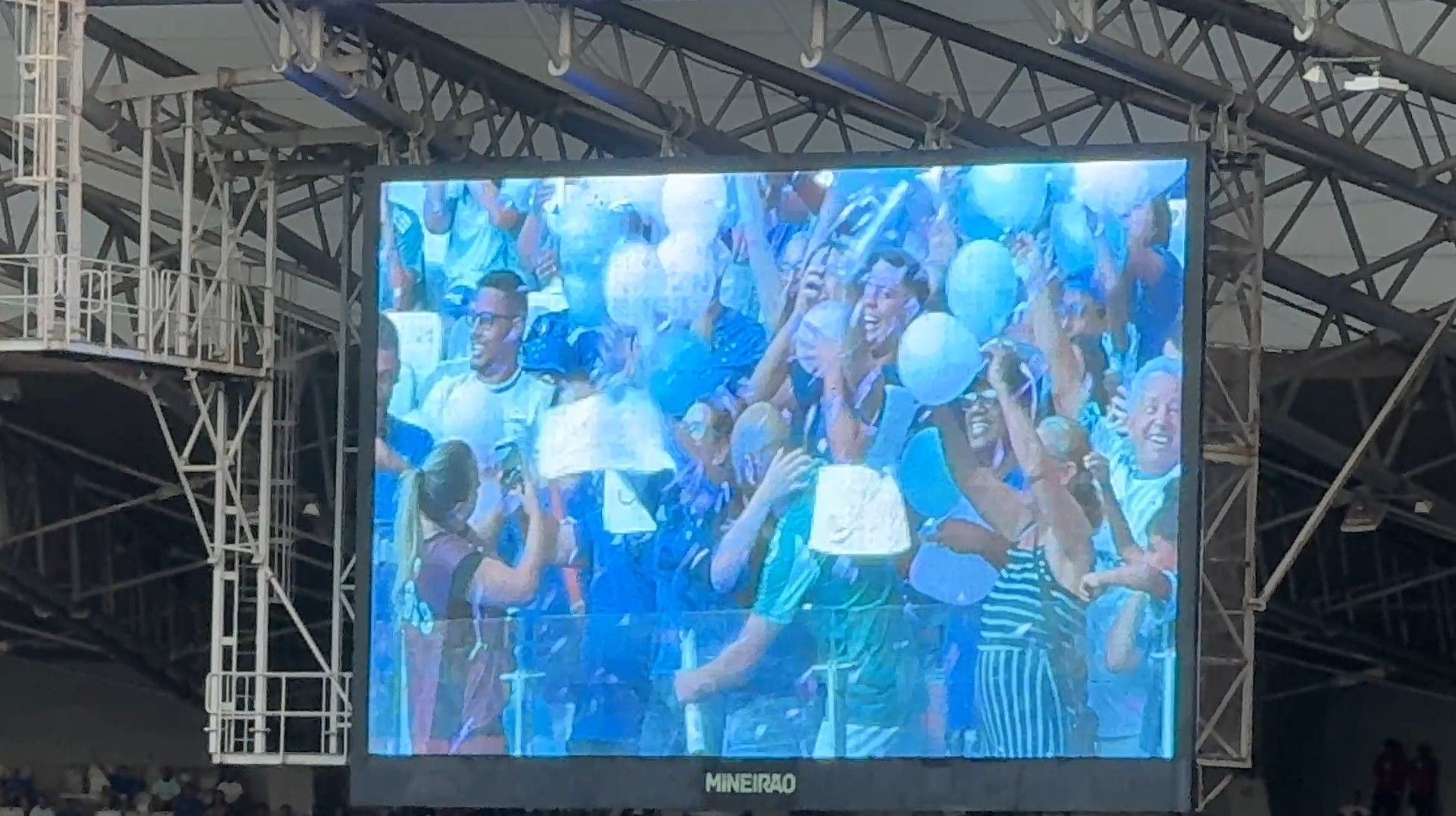 Cruzeiro x Mirassol tem chá de revelação antes de jogo no Mineirão