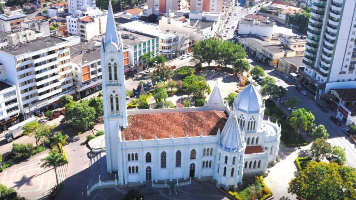 Polícia Civil confirma morte de criança que teve hematomas denunciados por médica em Bom Despacho 