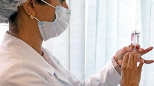 Menores de idade devem se imunizar nos centros de saúde