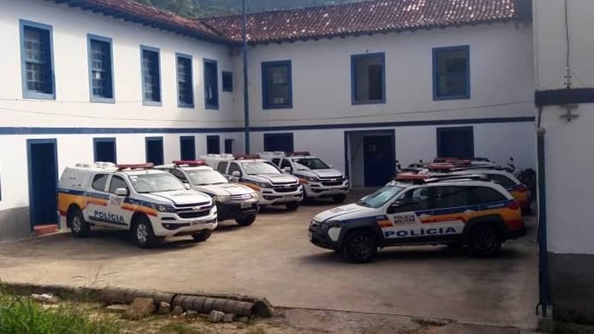 Menores são apreendidos por venda ilegal de drogas em Itabirito