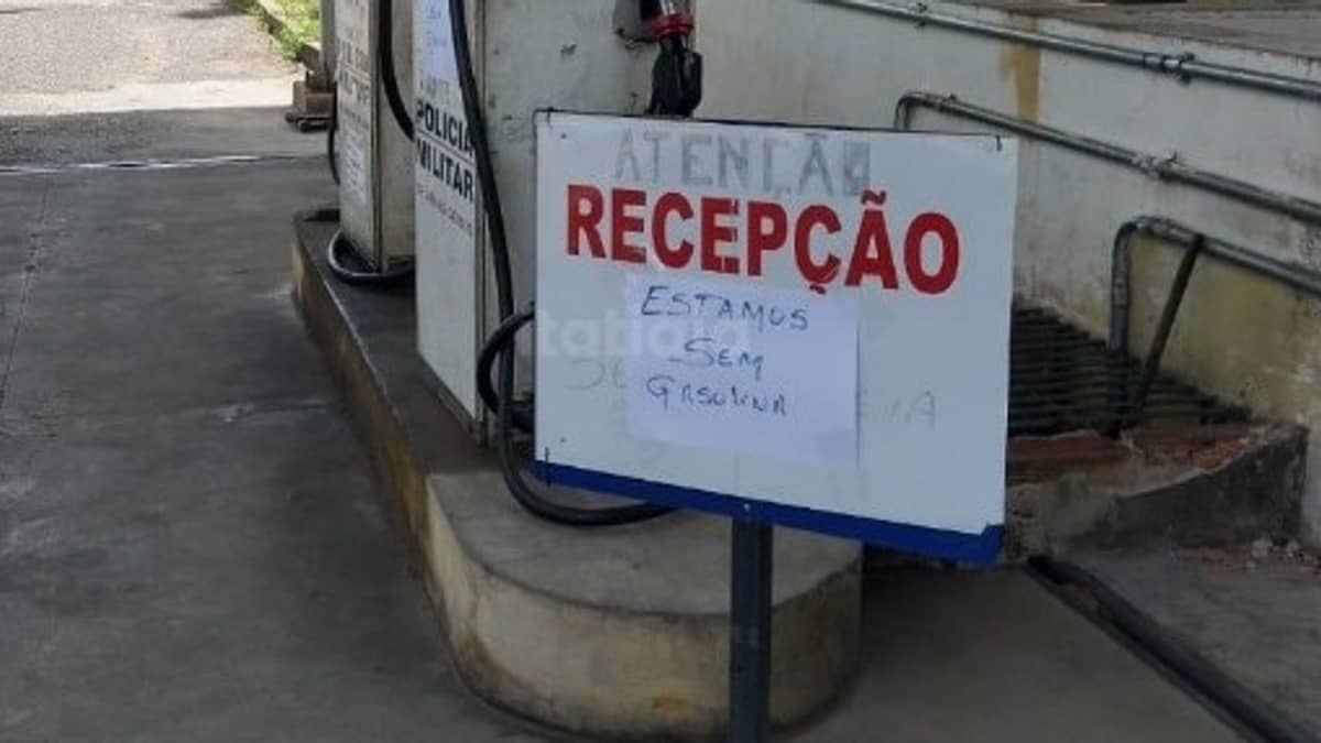 Policiais civis relatam falta de combustível para abastecer viaturas na Grande BH