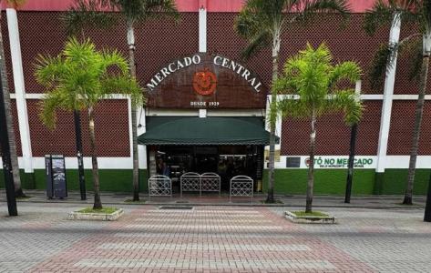 Após reunião com o departamento jurídico do Mercado Central, ficou definido que cada lojista deverá entrar com recurso de maneira isolada.