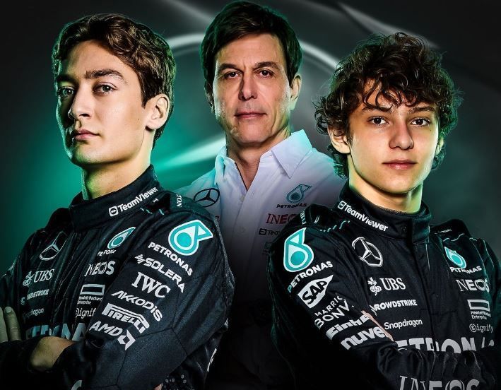 F1: Mercedes confirma prodígio como substituto de Lewis Hamilton para 2025