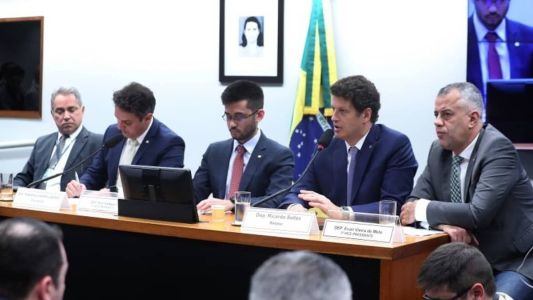 Mesa diretora da CPI do MST