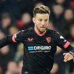 Sevilha perde para o PSV mas avança às oitavas da Liga Europa