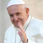 Papa Francisco lava pés de menores infratores em instituição de Roma