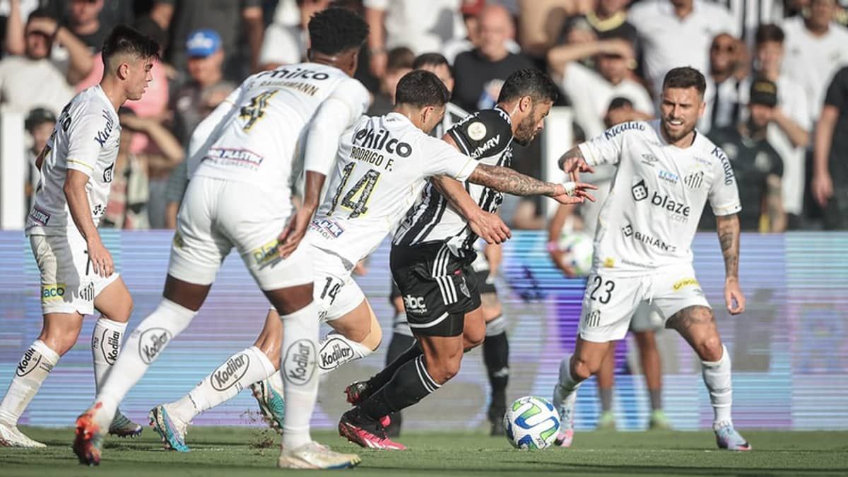 Atlético cria, mas repete erros e empata com o Santos pelo Brasileiro