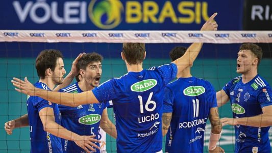 Mesmo em São Paulo, Sada Cruzeiro não tomou conhecimento e atropelou o Sesi