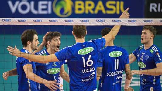 Mesmo em São Paulo, Sada Cruzeiro não tomou conhecimento e atropelou o Sesi