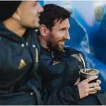 Líder e garantida na Copa, Argentina encara Venezuela em 'despedida' de Messi