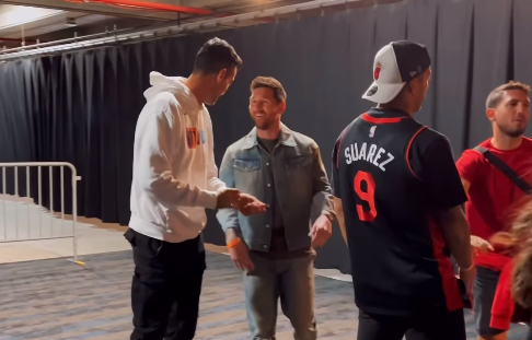 Messi e estrelas do Inter Miami acompanham jogo do Heat na NBA; assista
