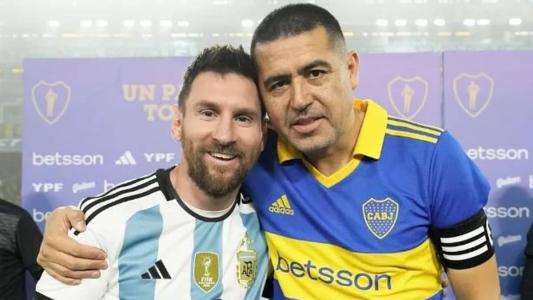 Messi e Riquelme estiveram juntos em campo na Bombonera