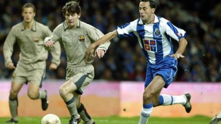 Messi estreou pelo profissional do Barcelona durante amistoso contra o Porto em 2003