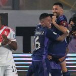 Messi brilha, Argentina vence o Peru e segue 100% nas Eliminatórias