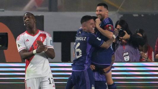 Messi fez dois belos gols e comandou mais uma vitória da Argentina
