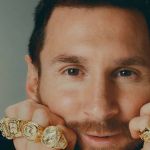 Messi vence Bola de Ouro e alcança duas marcas inéditas na carreira