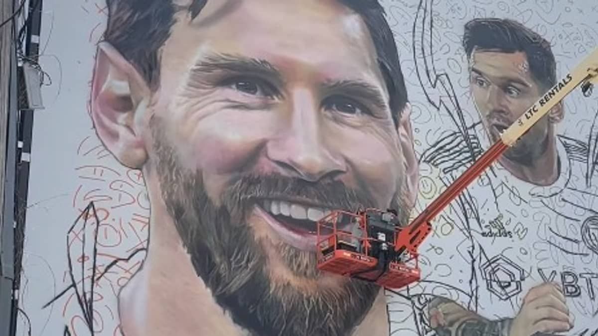 Messi ganha mural gigante em Miami; veja vídeo