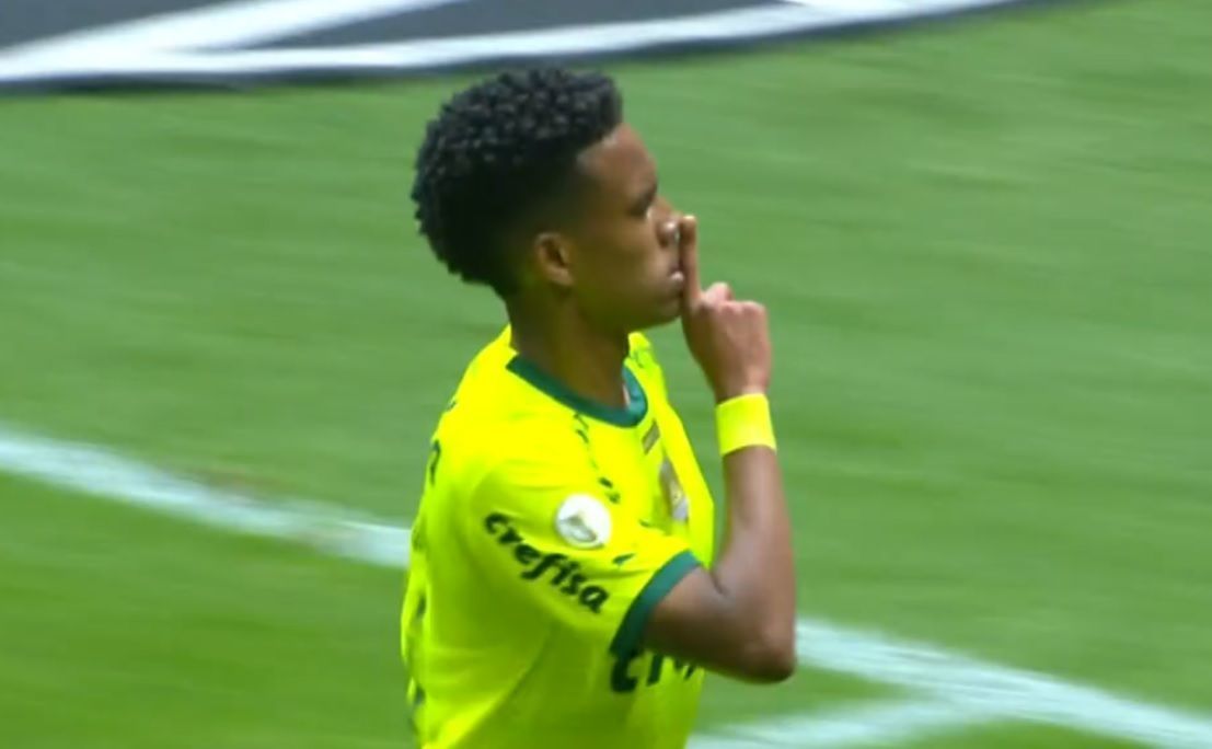 Ex-Cruzeiro provoca torcida do Atlético após marcar gol na Arena MRV