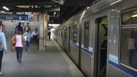 Metrô de Belo Horizonte começa o dia com circulação normal