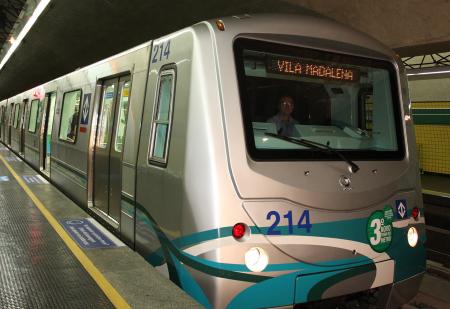 Metroviários dos estados de São Paulo, do Rio de Janeiro, do Rio Grande do Sul, de Minas Gerais e de Pernambuco e do Distrito Federal (DF) decidiram, nessa quarta-feira, participar “ativamente” das manifestações e paralisações convocadas pelas centr