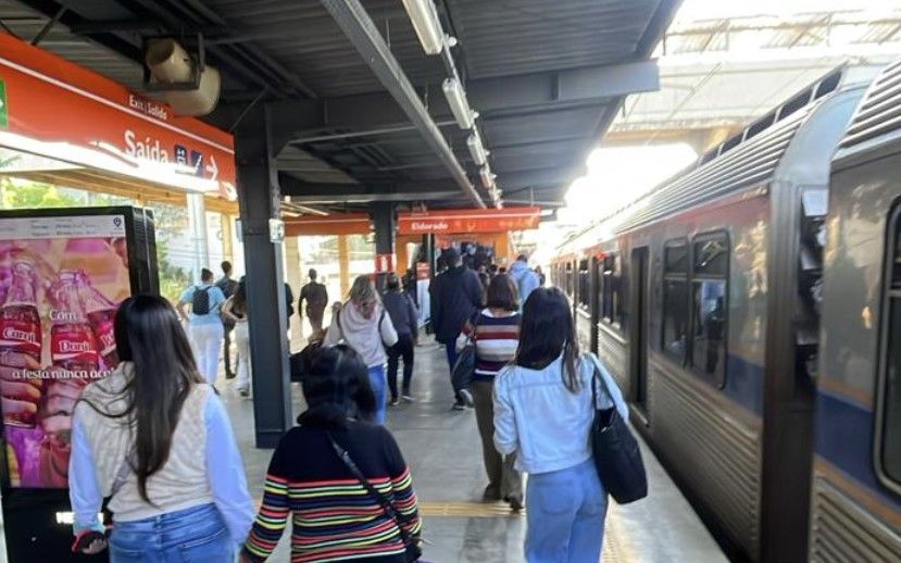 Metrô parado: problemas técnicos atrasam viagens na região Norte de BH