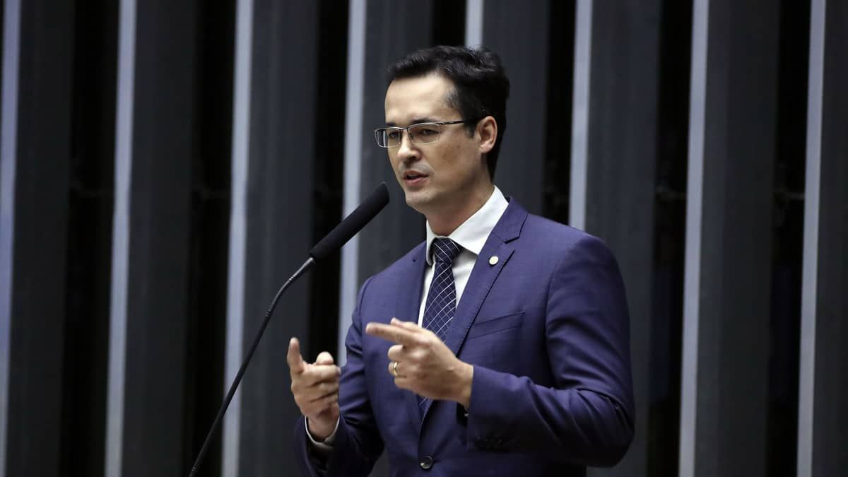 'Meu sentimento é de indignação', diz Deltan Dallagnol após ser cassado pelo TSE