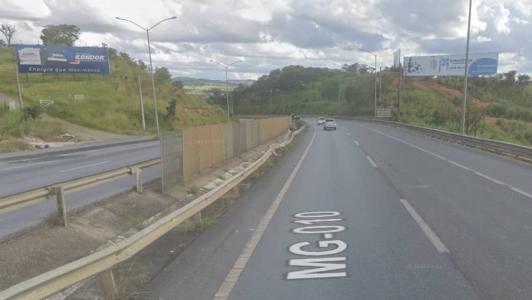 MG-010 - Motorista relata que ciclista estava na pista em zig-zag