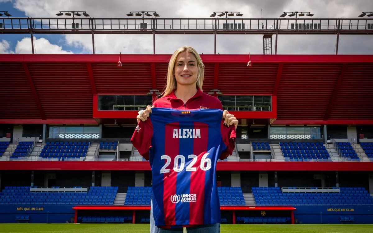 Barcelona anuncia renovação contratual com jogadora eleita melhor do mundo