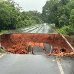 Trecho da MGC-251 é interditado no Noroeste de Minas após fortes chuvas
