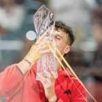 Mensik surpreende e impede 100º título de Djokovic ao conquistar Masters de Miami