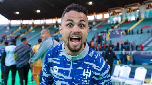 Michael garante que vai 'dar a vida' para levar o Al-Hilal à final do Mundial de Clubes