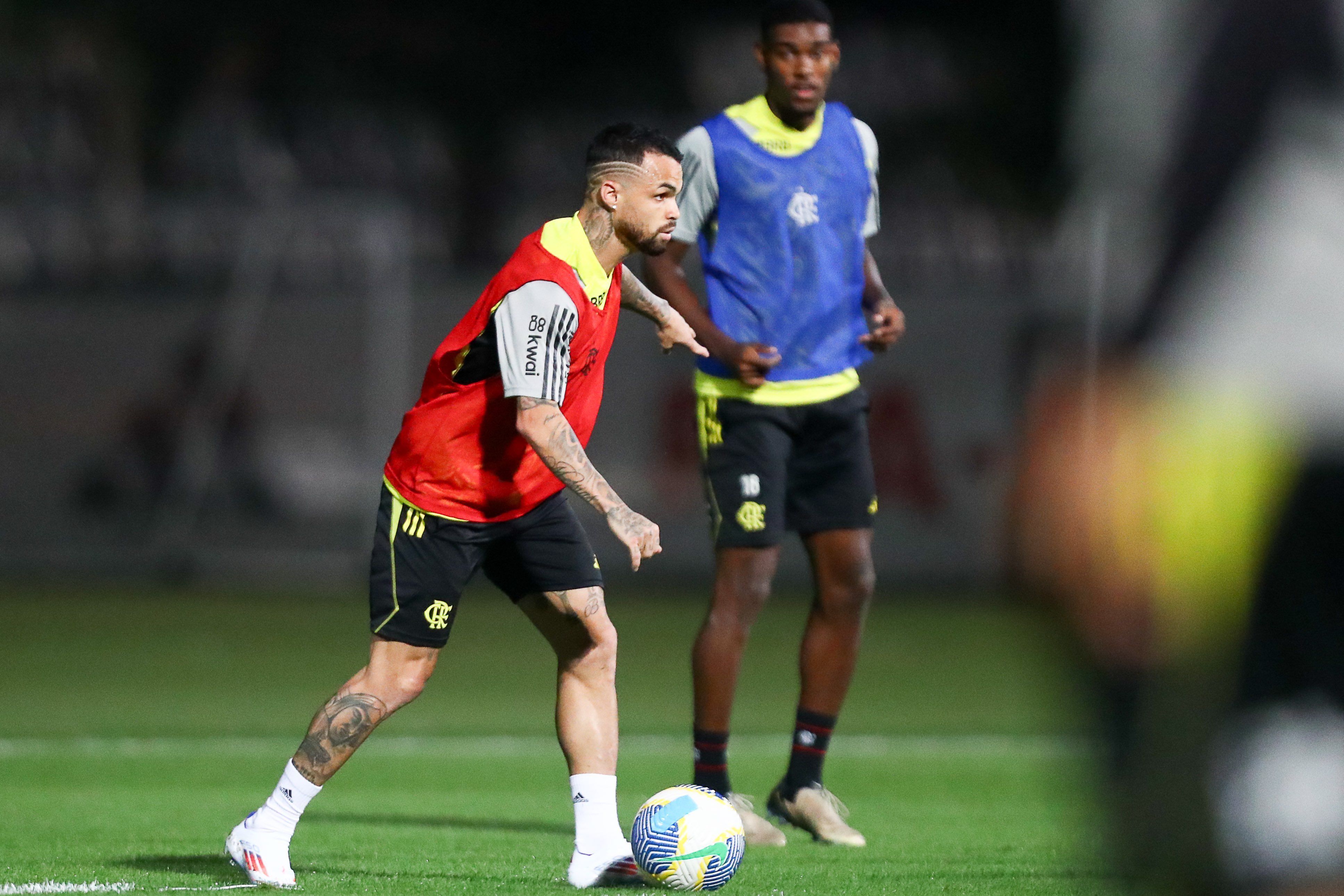 Flamengo x Bragantino: veja as prováveis escalações de jogo do Brasileirão