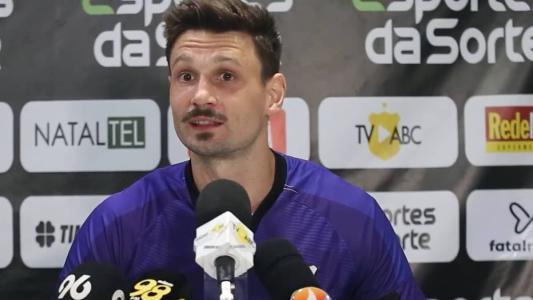 Michael, goleiro do ABC