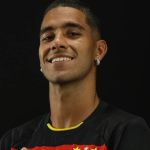 Sport oficializa a contratação do atacante Michel Lima