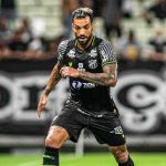 Ceará retoma treinamentos com lateral-direito como novidade