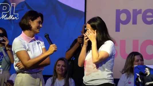 Michelle Bolsonaro e a deputada federal Amália Barros