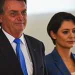 Advogado de Bolsonaro assume defesa de Michelle na investigação das joias e Bialski confirma saída