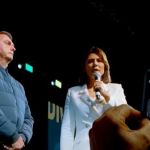 Michelle Bolsonaro: 'Joias? Que joias? Tem que perguntar para quem está com elas'