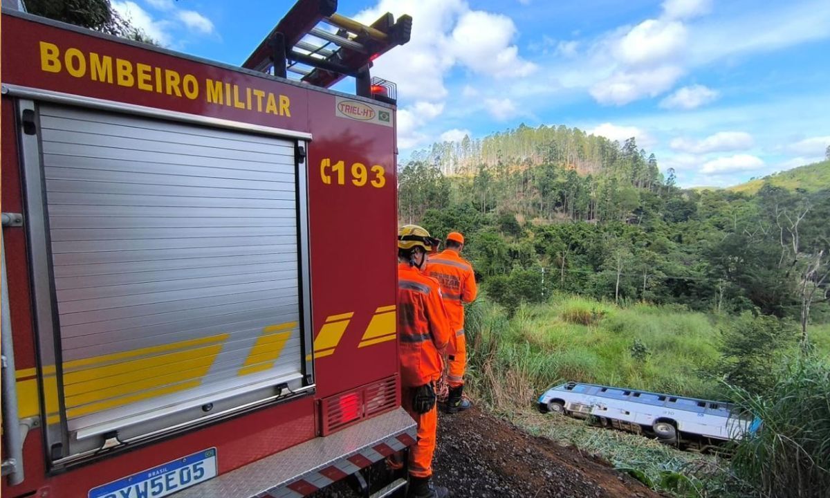 Vítima de acidente com micro-ônibus será sepultada nesta terça (20)