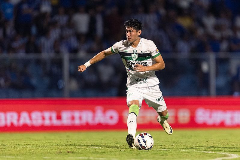 STJD marca data para julgar Miguelito, do América, em caso de injúria racial