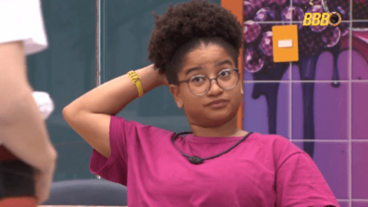 Milena, em conversa com Ana Paula