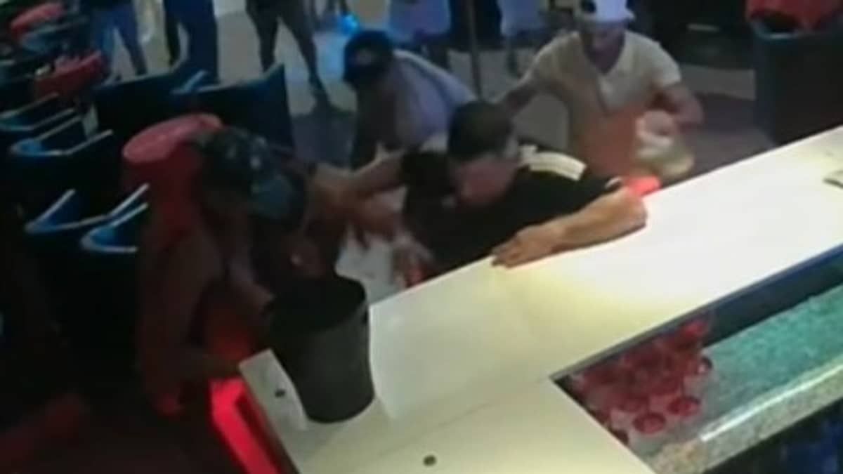 Vídeo mostra PM sendo espancado em boate de Contagem