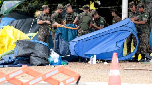 Militares desmontaram acampamento em frente a QG do Exército em Brasília após atos golpistas