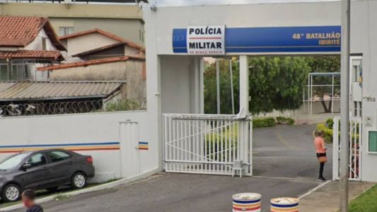 Militares do 48º Batalhão, em Ibirité, patrulham a região onde o crime aconteceu; suspeito ainda não foi detido