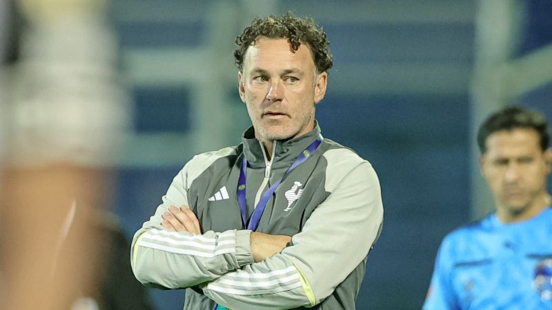 Milito elogia Atlético na Libertadores, mas alerta: 'Não termina aqui'