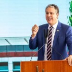 Camilo Santana vai almoçar com Zema durante passagem por BH